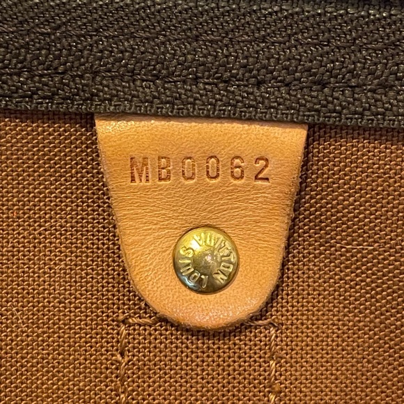 LOUIS VUITTON Keepall 50 Bandoulière Monogram - 💯 AUTHENTIC - M41416 - Picture 11 of 12